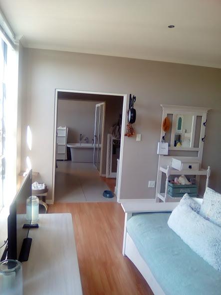 5 Bedroom Property for Sale in Myburgh Park Western Cape